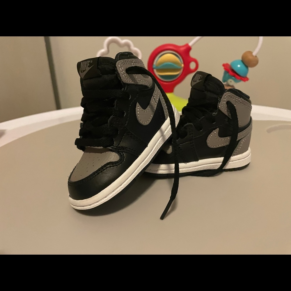 Jordan 1 Retro High OG TD Shadow (Infant)